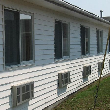 Chapel Hill Motel Brevort Dış mekan fotoğraf