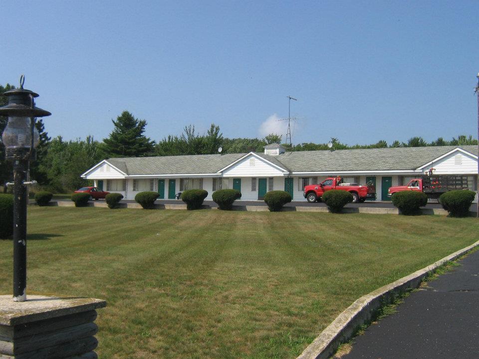 Chapel Hill Motel Brevort Dış mekan fotoğraf