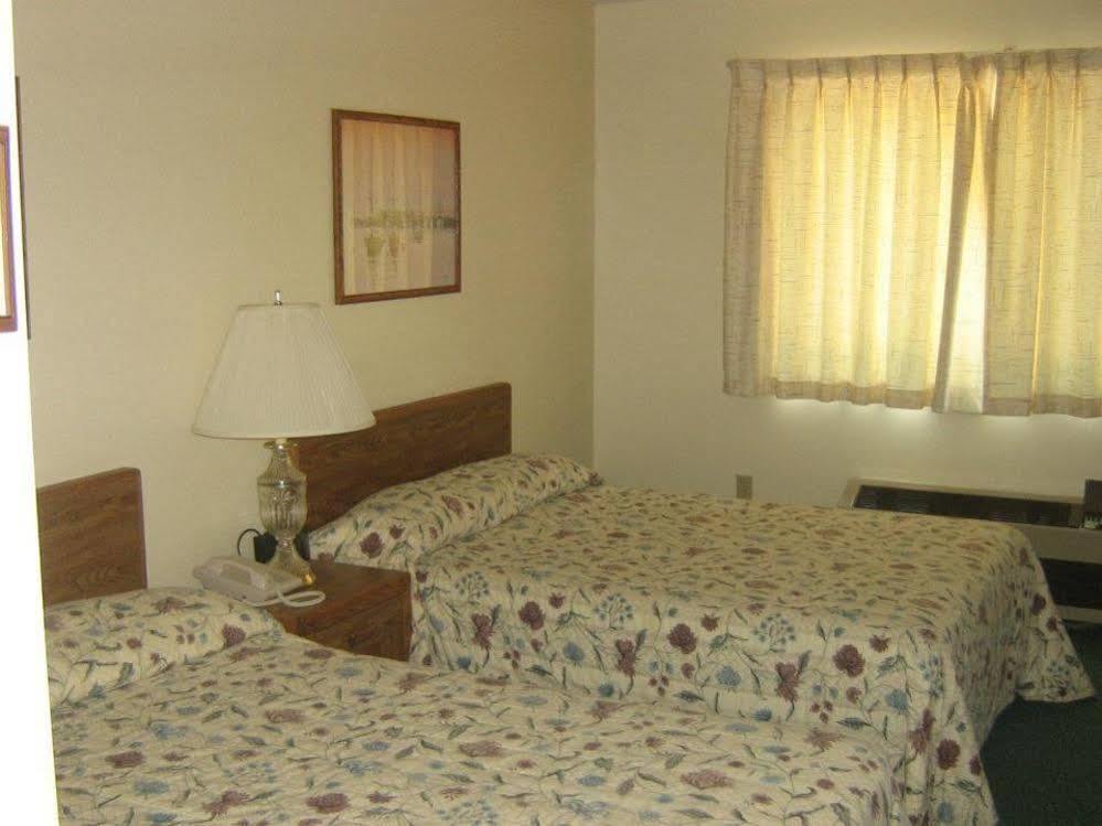 Chapel Hill Motel Brevort Dış mekan fotoğraf